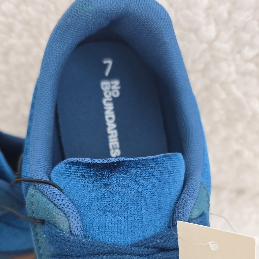 No Boundaries Teal and Brown Sneakers - Picture 2 of 7